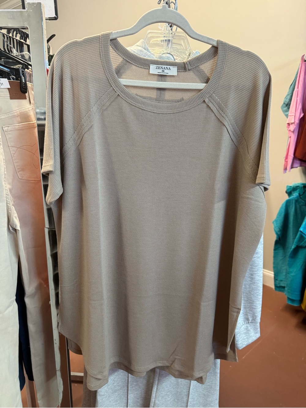 ANDREE BY UNIT Taupe Short Sleeve Waffle Knit Tee
